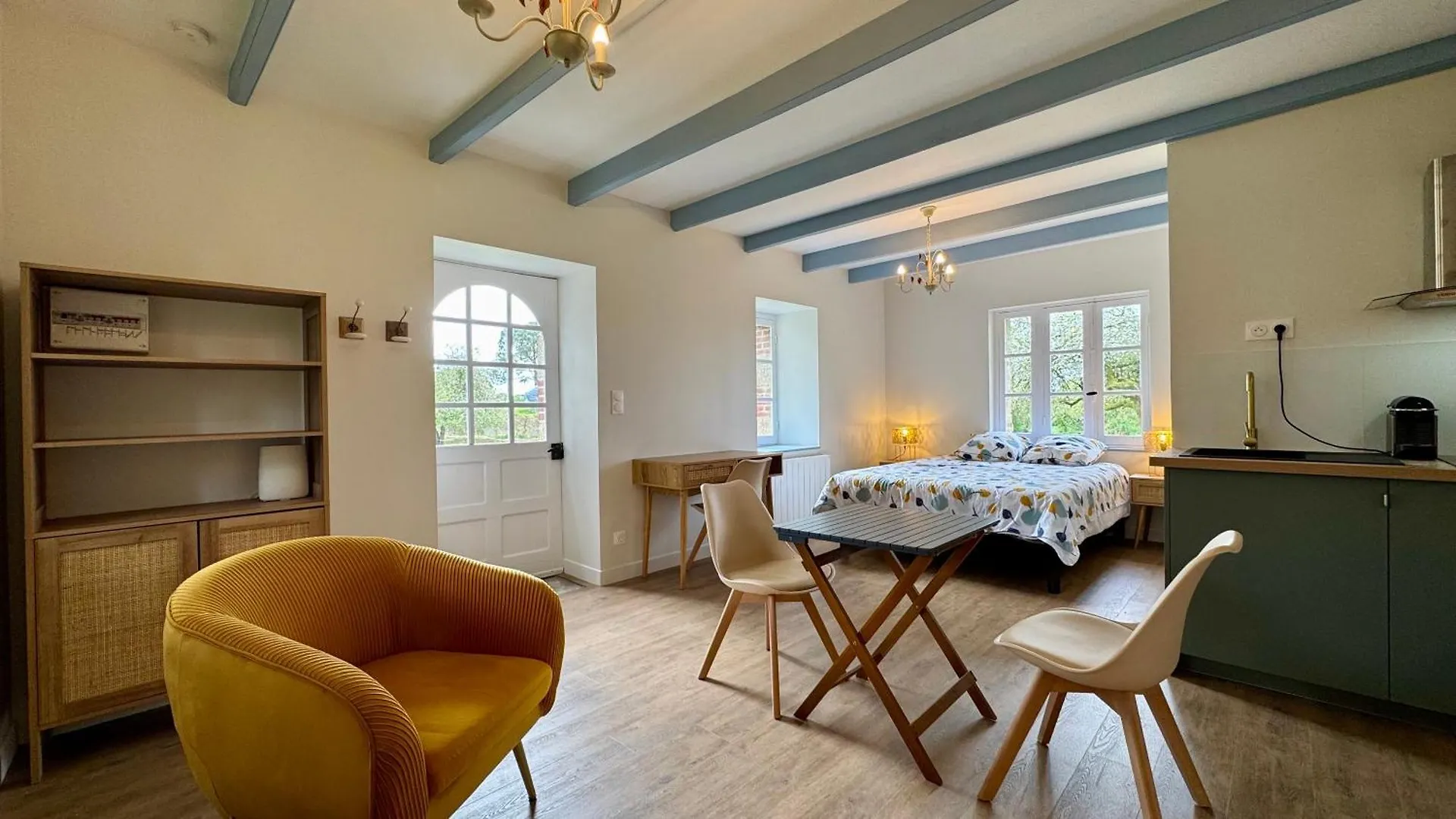 Gite De Couple Cosy Avec Vue Sur Chateau Tremohar - Golfe Du Morbihan, 20 Min De Vannes Berric 0*,  Franciaország